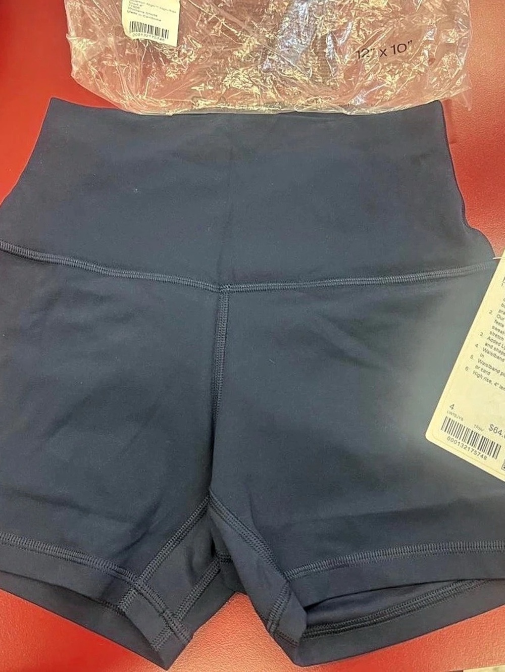 Lululemon Align High-Rise Short 4" navy Bike Shorts size4